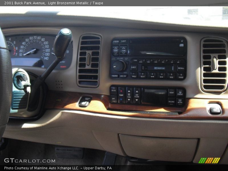 Light Bronzemist Metallic / Taupe 2001 Buick Park Avenue