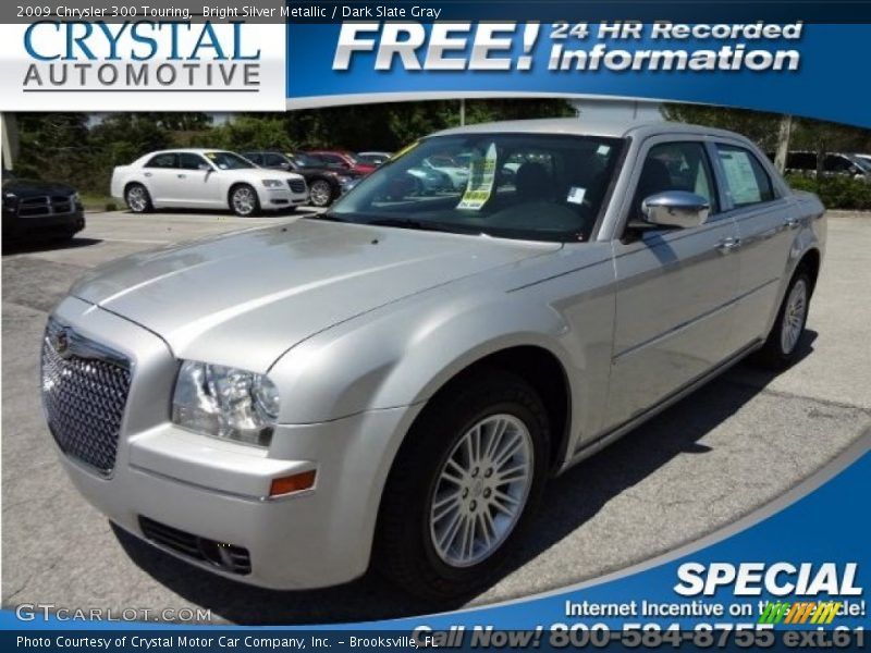 Bright Silver Metallic / Dark Slate Gray 2009 Chrysler 300 Touring