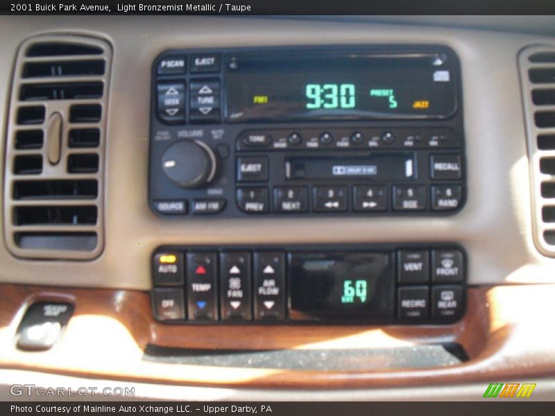 Light Bronzemist Metallic / Taupe 2001 Buick Park Avenue