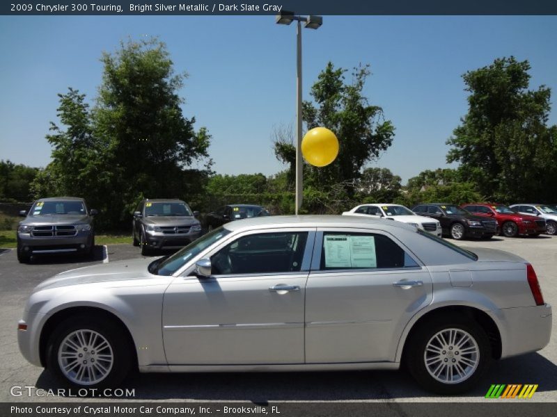 Bright Silver Metallic / Dark Slate Gray 2009 Chrysler 300 Touring