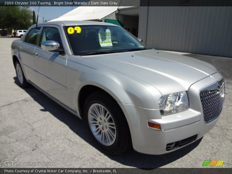 Bright Silver Metallic / Dark Slate Gray 2009 Chrysler 300 Touring