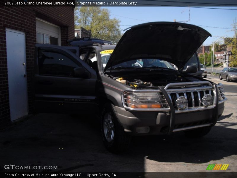 Graphite Metallic / Dark Slate Gray 2002 Jeep Grand Cherokee Laredo 4x4