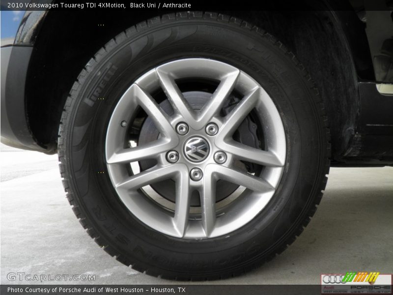 Black Uni / Anthracite 2010 Volkswagen Touareg TDI 4XMotion