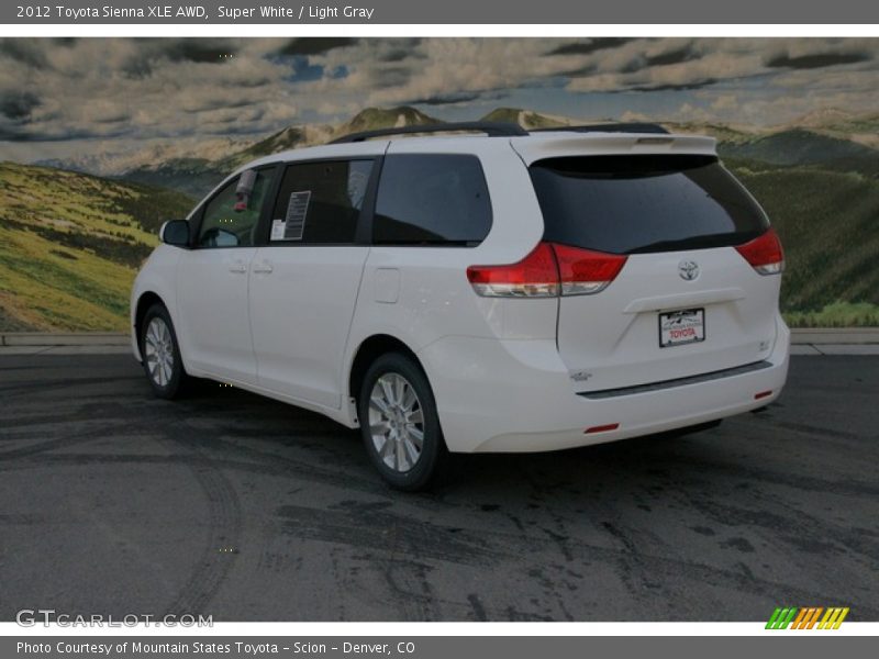 Super White / Light Gray 2012 Toyota Sienna XLE AWD