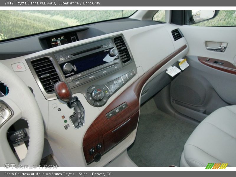 Super White / Light Gray 2012 Toyota Sienna XLE AWD