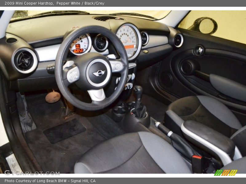 Pepper White / Black/Grey 2009 Mini Cooper Hardtop