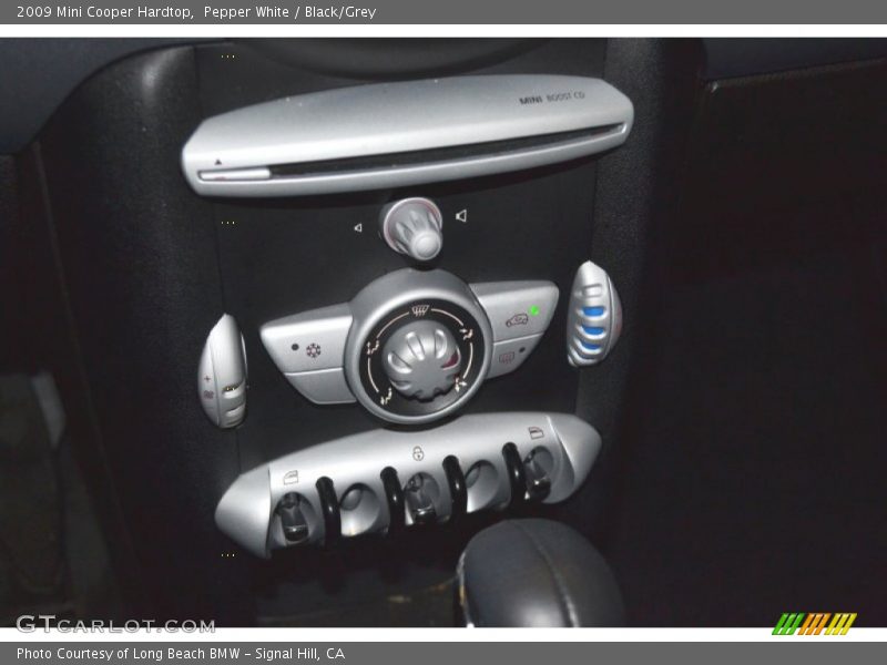 Pepper White / Black/Grey 2009 Mini Cooper Hardtop