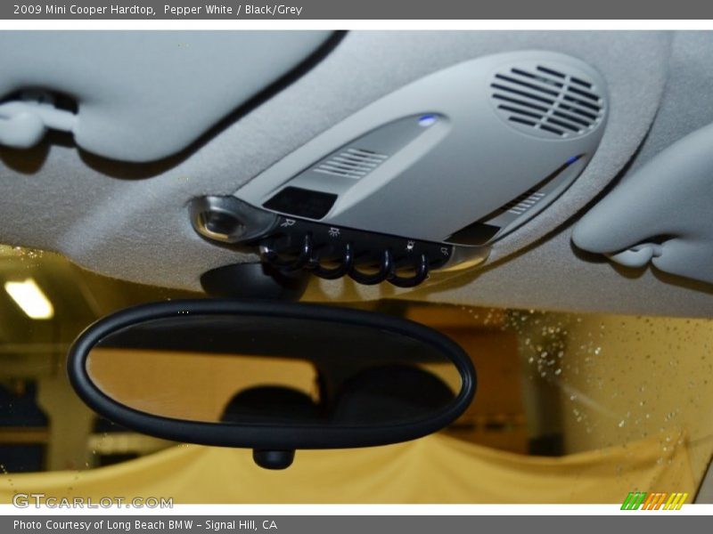 Pepper White / Black/Grey 2009 Mini Cooper Hardtop