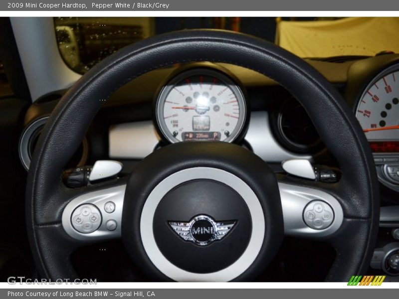 Pepper White / Black/Grey 2009 Mini Cooper Hardtop