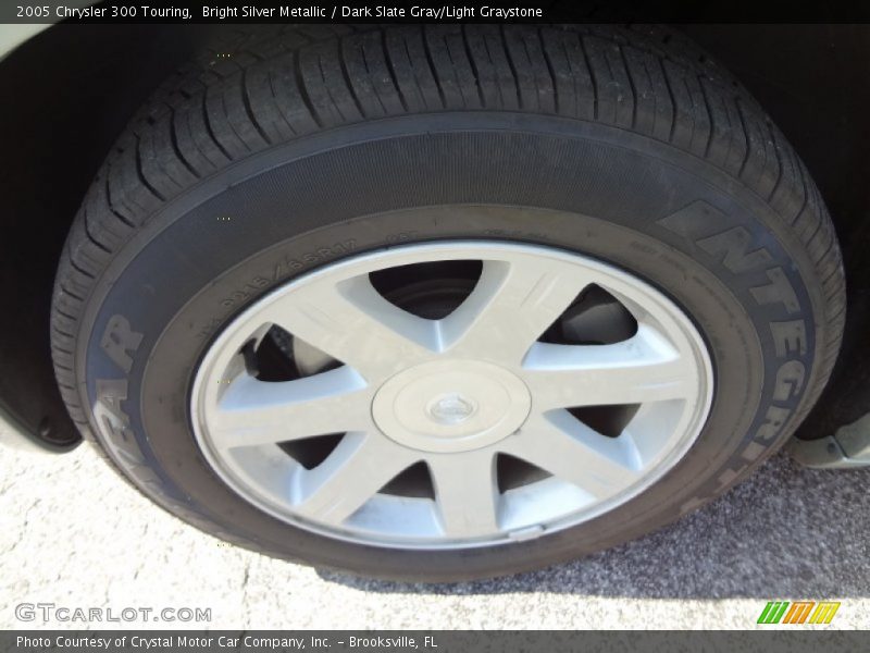 Bright Silver Metallic / Dark Slate Gray/Light Graystone 2005 Chrysler 300 Touring