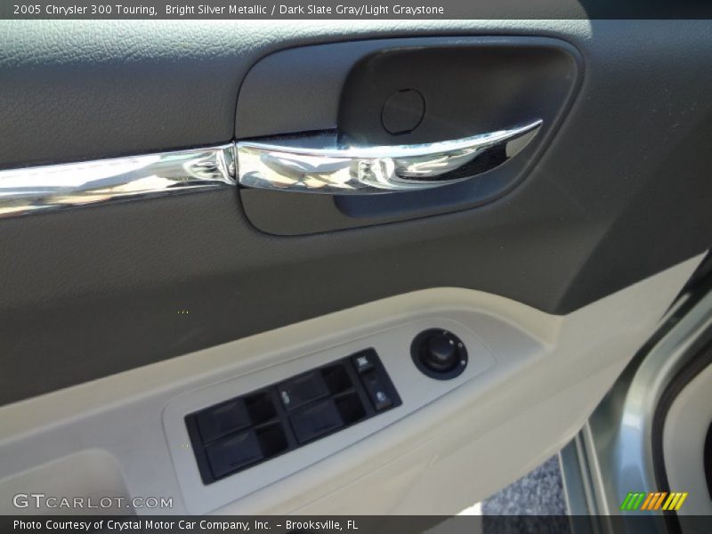 Bright Silver Metallic / Dark Slate Gray/Light Graystone 2005 Chrysler 300 Touring