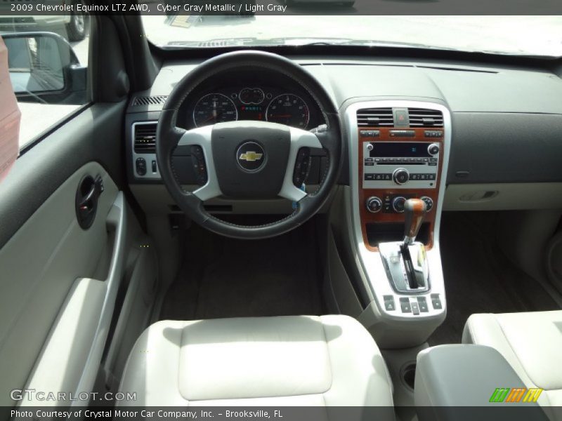 Dashboard of 2009 Equinox LTZ AWD