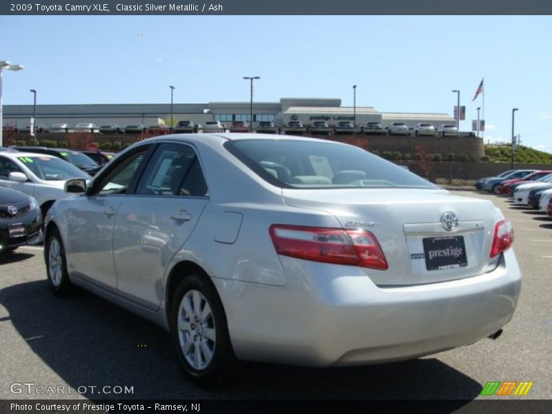Classic Silver Metallic / Ash 2009 Toyota Camry XLE