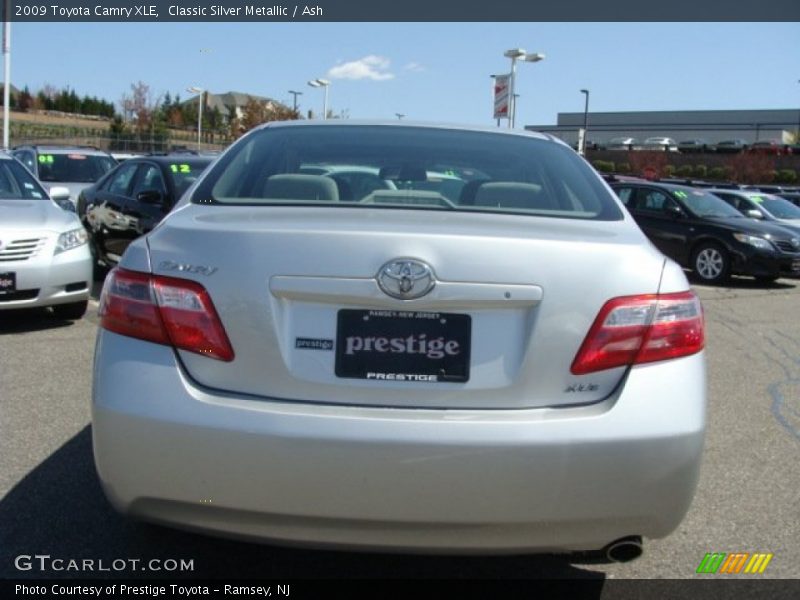 Classic Silver Metallic / Ash 2009 Toyota Camry XLE