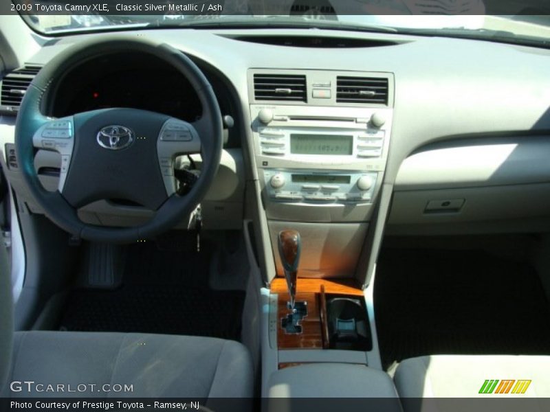 Classic Silver Metallic / Ash 2009 Toyota Camry XLE