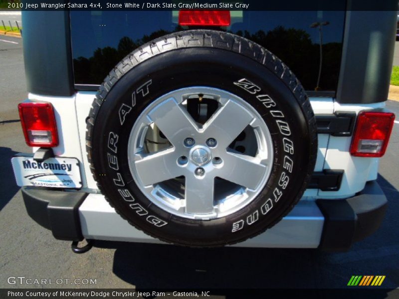 Stone White / Dark Slate Gray/Medium Slate Gray 2010 Jeep Wrangler Sahara 4x4