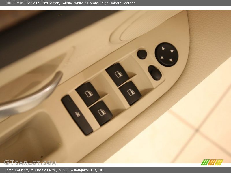Alpine White / Cream Beige Dakota Leather 2009 BMW 5 Series 528xi Sedan