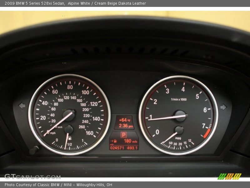 Alpine White / Cream Beige Dakota Leather 2009 BMW 5 Series 528xi Sedan