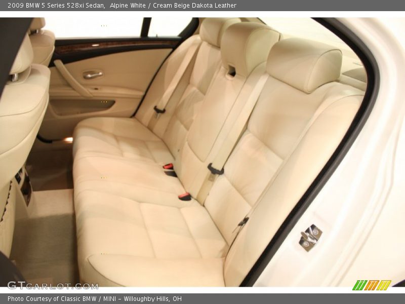 Alpine White / Cream Beige Dakota Leather 2009 BMW 5 Series 528xi Sedan