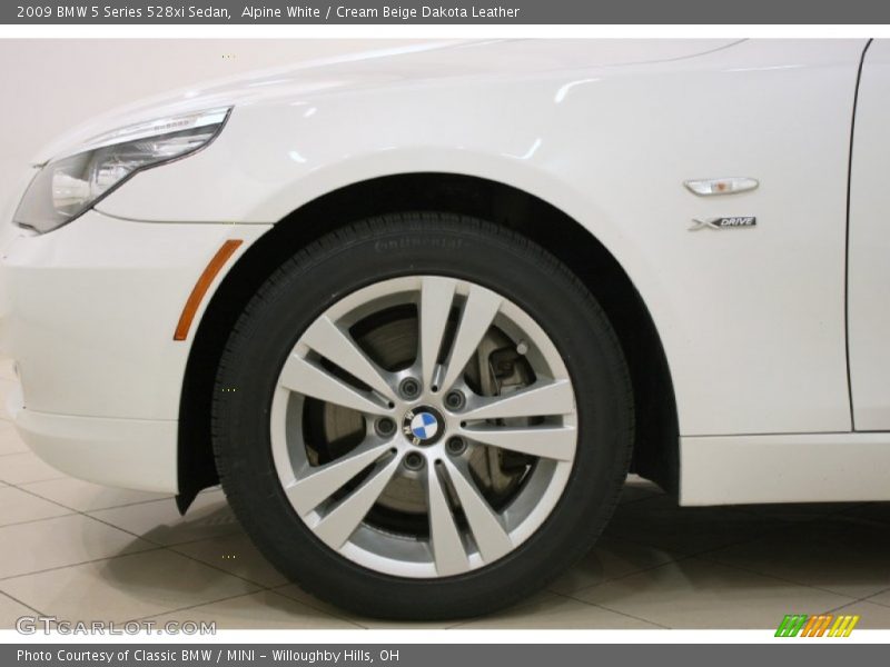 Alpine White / Cream Beige Dakota Leather 2009 BMW 5 Series 528xi Sedan