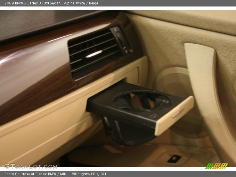 Alpine White / Beige 2009 BMW 3 Series 328xi Sedan