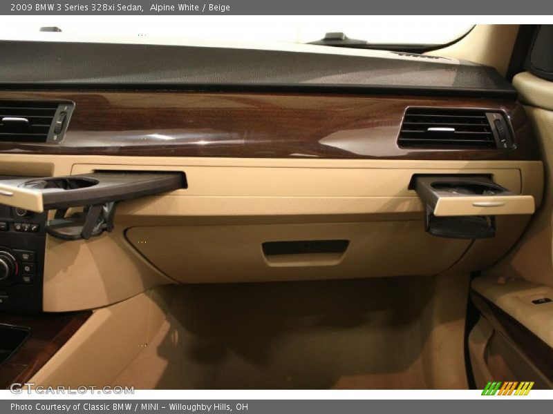 Alpine White / Beige 2009 BMW 3 Series 328xi Sedan
