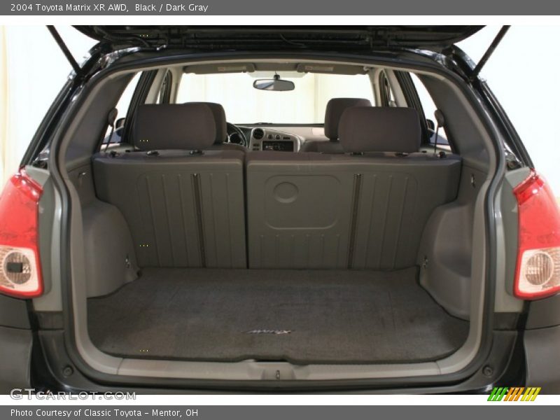  2004 Matrix XR AWD Trunk