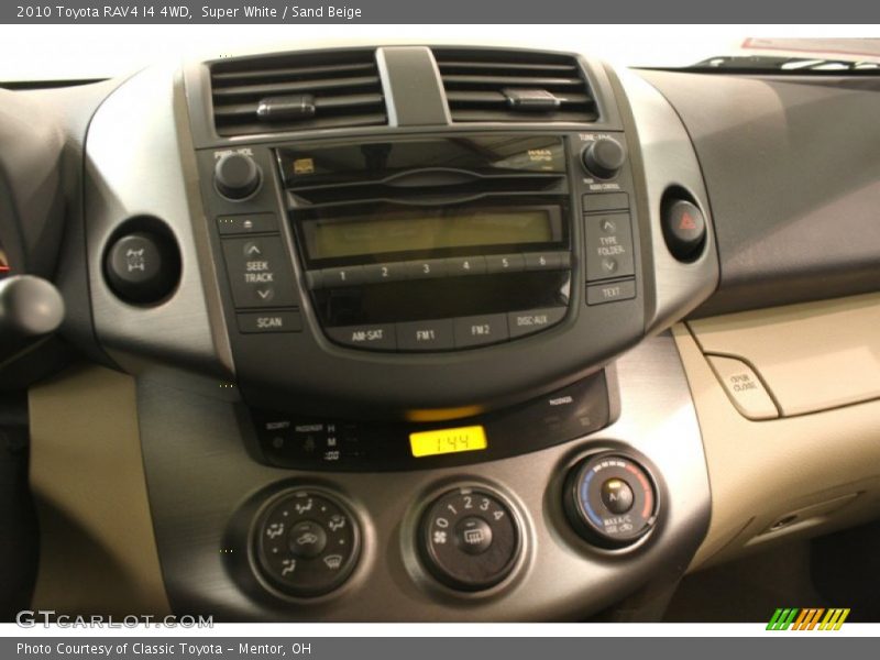 Super White / Sand Beige 2010 Toyota RAV4 I4 4WD