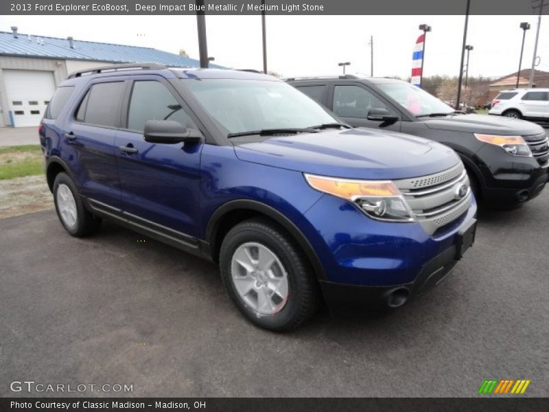 Front 3/4 View of 2013 Explorer EcoBoost