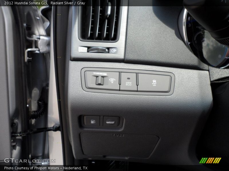 Radiant Silver / Gray 2012 Hyundai Sonata GLS