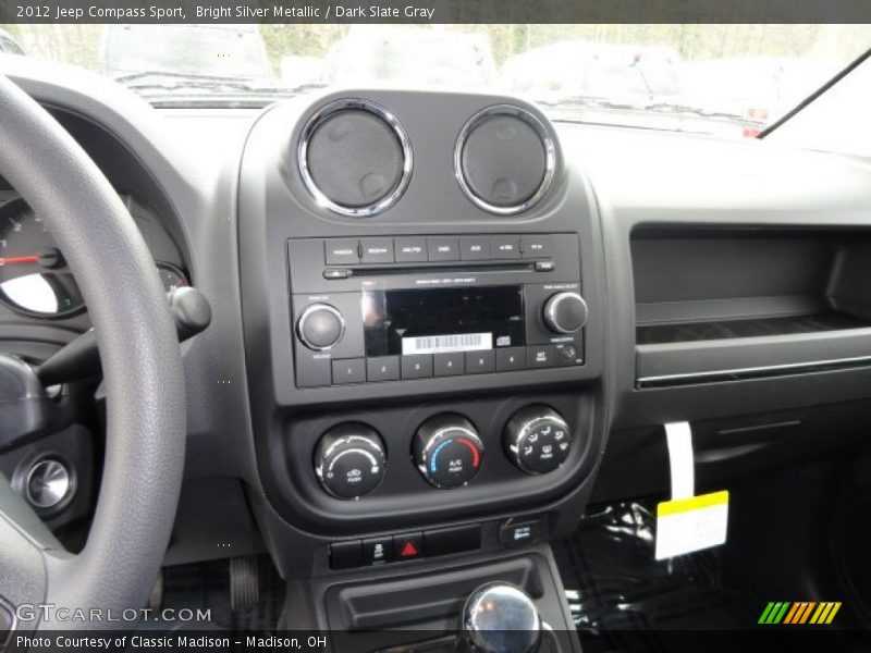 Bright Silver Metallic / Dark Slate Gray 2012 Jeep Compass Sport