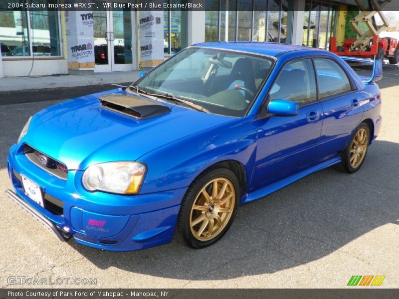 Front 3/4 View of 2004 Impreza WRX STi