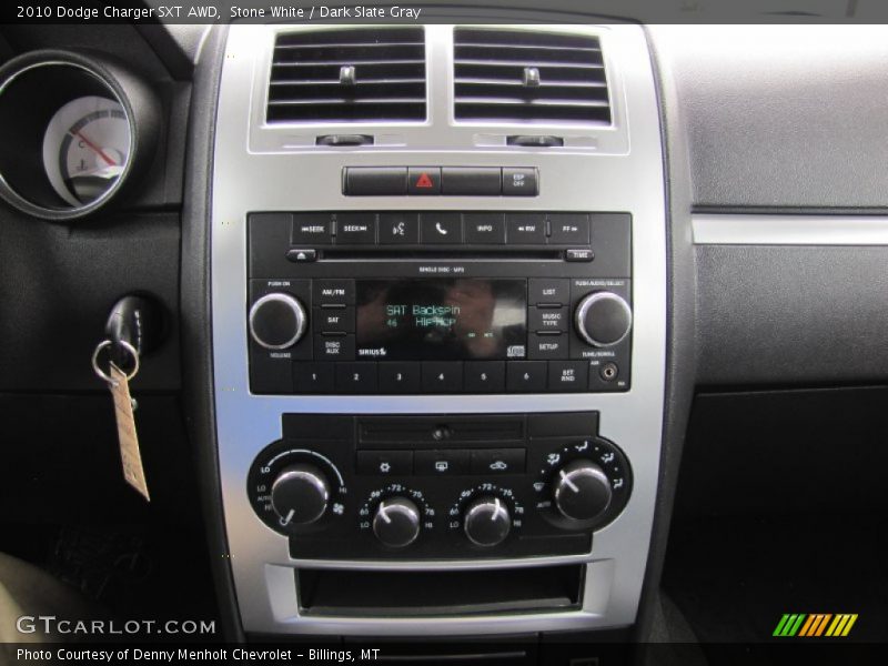 Controls of 2010 Charger SXT AWD