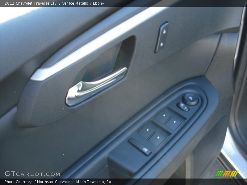 Silver Ice Metallic / Ebony 2012 Chevrolet Traverse LT