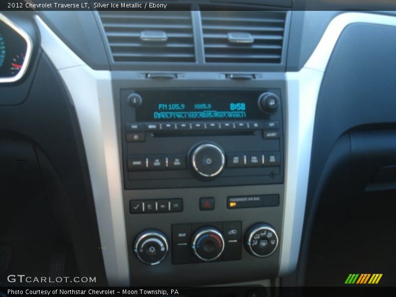 Silver Ice Metallic / Ebony 2012 Chevrolet Traverse LT
