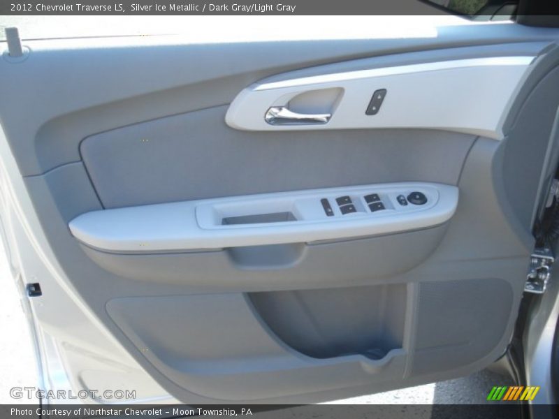 Silver Ice Metallic / Dark Gray/Light Gray 2012 Chevrolet Traverse LS