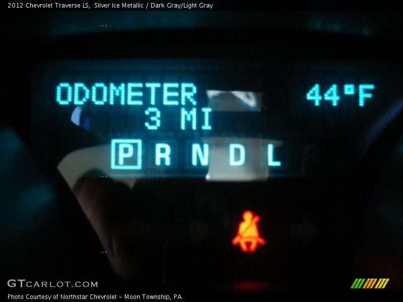 Silver Ice Metallic / Dark Gray/Light Gray 2012 Chevrolet Traverse LS