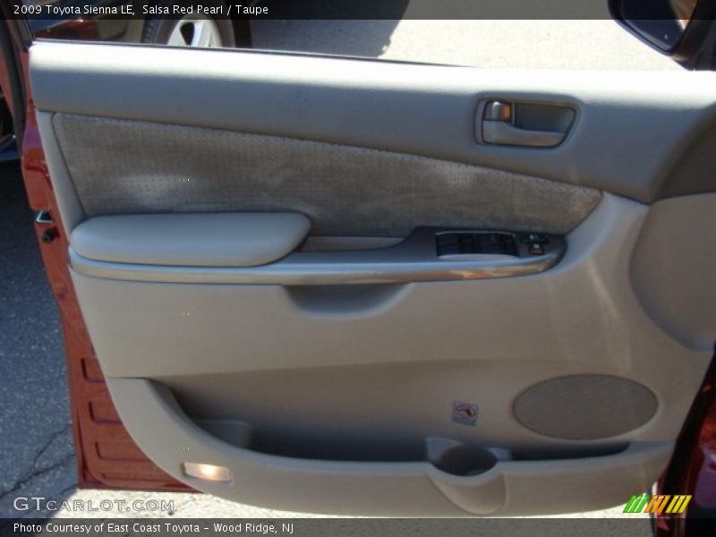 Salsa Red Pearl / Taupe 2009 Toyota Sienna LE
