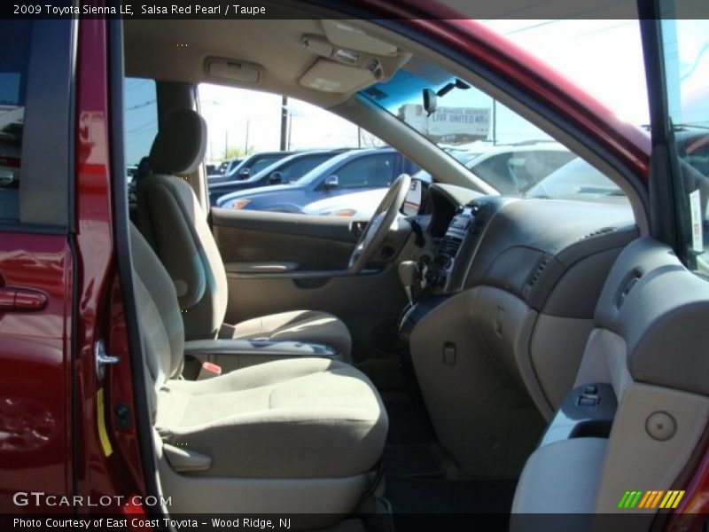 Salsa Red Pearl / Taupe 2009 Toyota Sienna LE