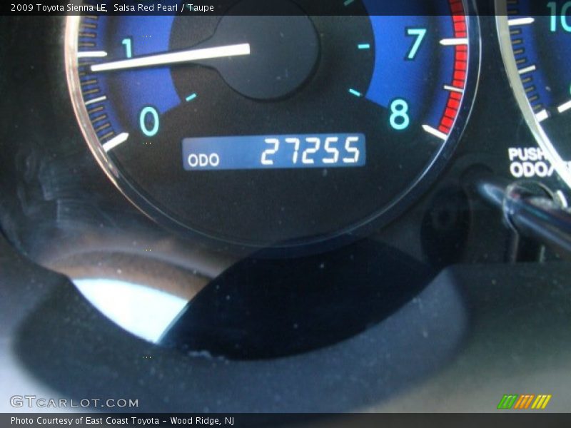 Salsa Red Pearl / Taupe 2009 Toyota Sienna LE