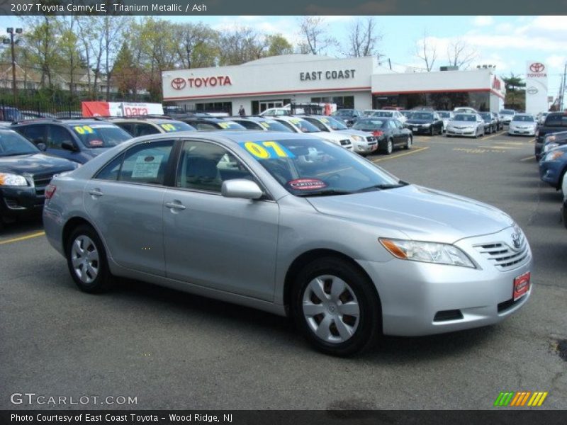 Titanium Metallic / Ash 2007 Toyota Camry LE