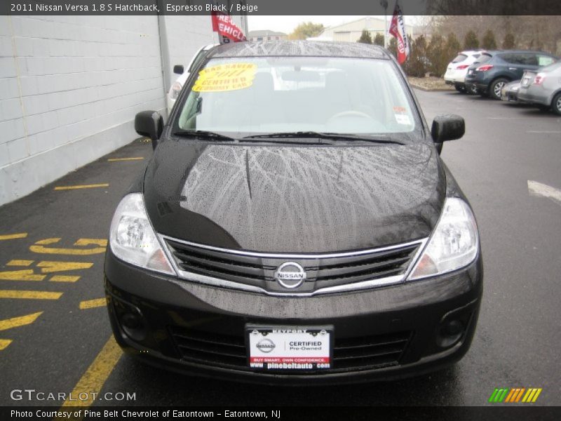 Espresso Black / Beige 2011 Nissan Versa 1.8 S Hatchback