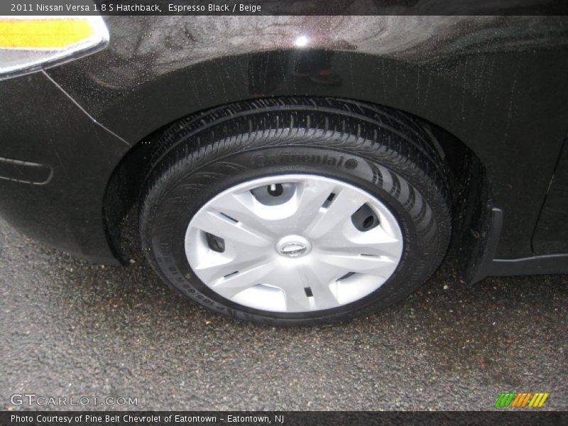 Espresso Black / Beige 2011 Nissan Versa 1.8 S Hatchback