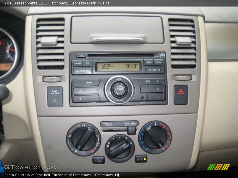 Espresso Black / Beige 2011 Nissan Versa 1.8 S Hatchback