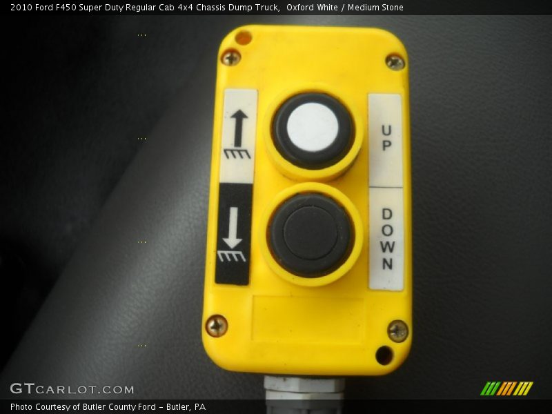 Controls of 2010 F450 Super Duty Regular Cab 4x4 Chassis Dump Truck