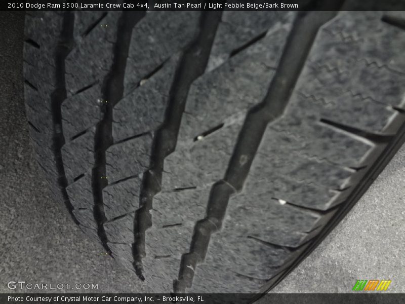 Austin Tan Pearl / Light Pebble Beige/Bark Brown 2010 Dodge Ram 3500 Laramie Crew Cab 4x4