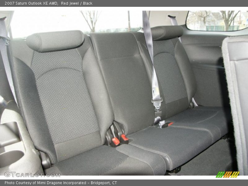 Red Jewel / Black 2007 Saturn Outlook XE AWD
