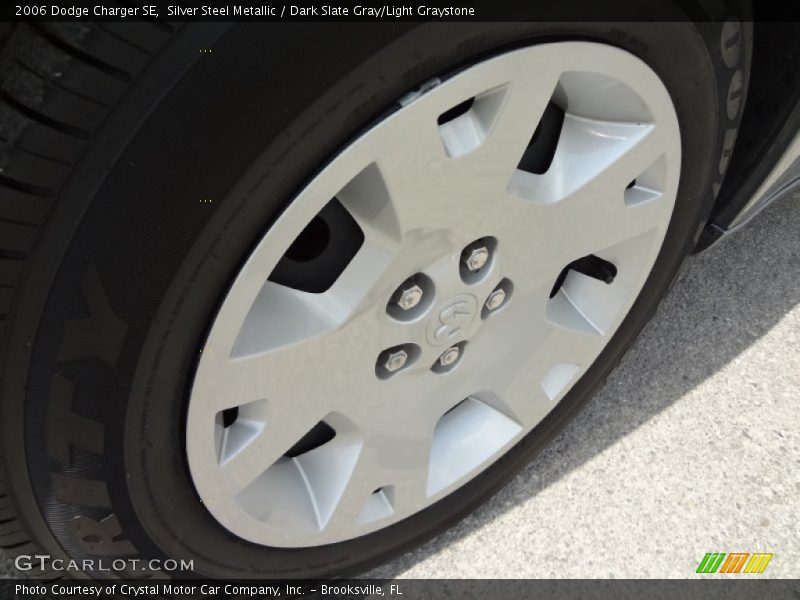 Silver Steel Metallic / Dark Slate Gray/Light Graystone 2006 Dodge Charger SE