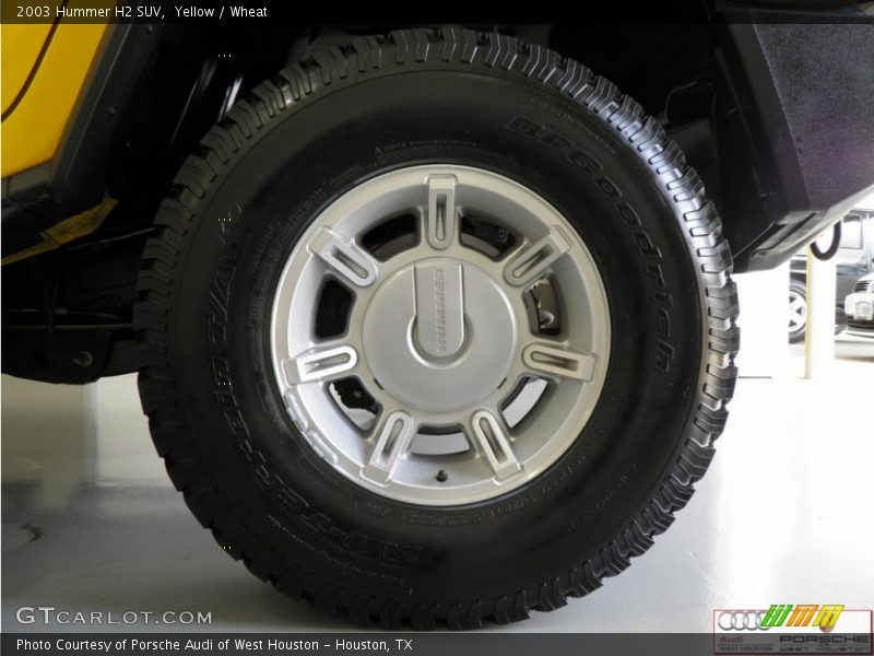 Yellow / Wheat 2003 Hummer H2 SUV