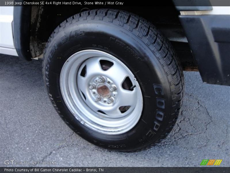Stone White / Mist Gray 1998 Jeep Cherokee SE 4x4 Right Hand Drive